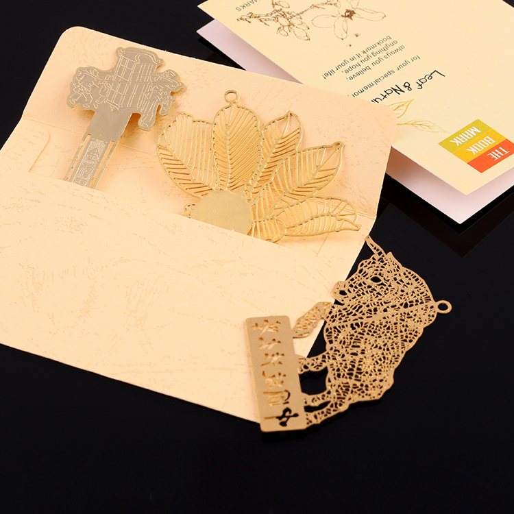 Customized Cool Cut Out Flower Bookmark Cut Out