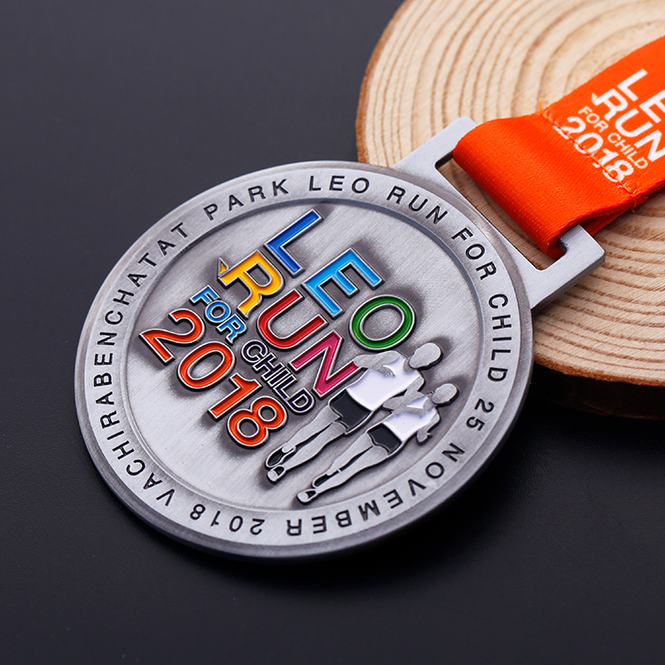 Unique Most Beautiful Silver LEO Running Medal for Children